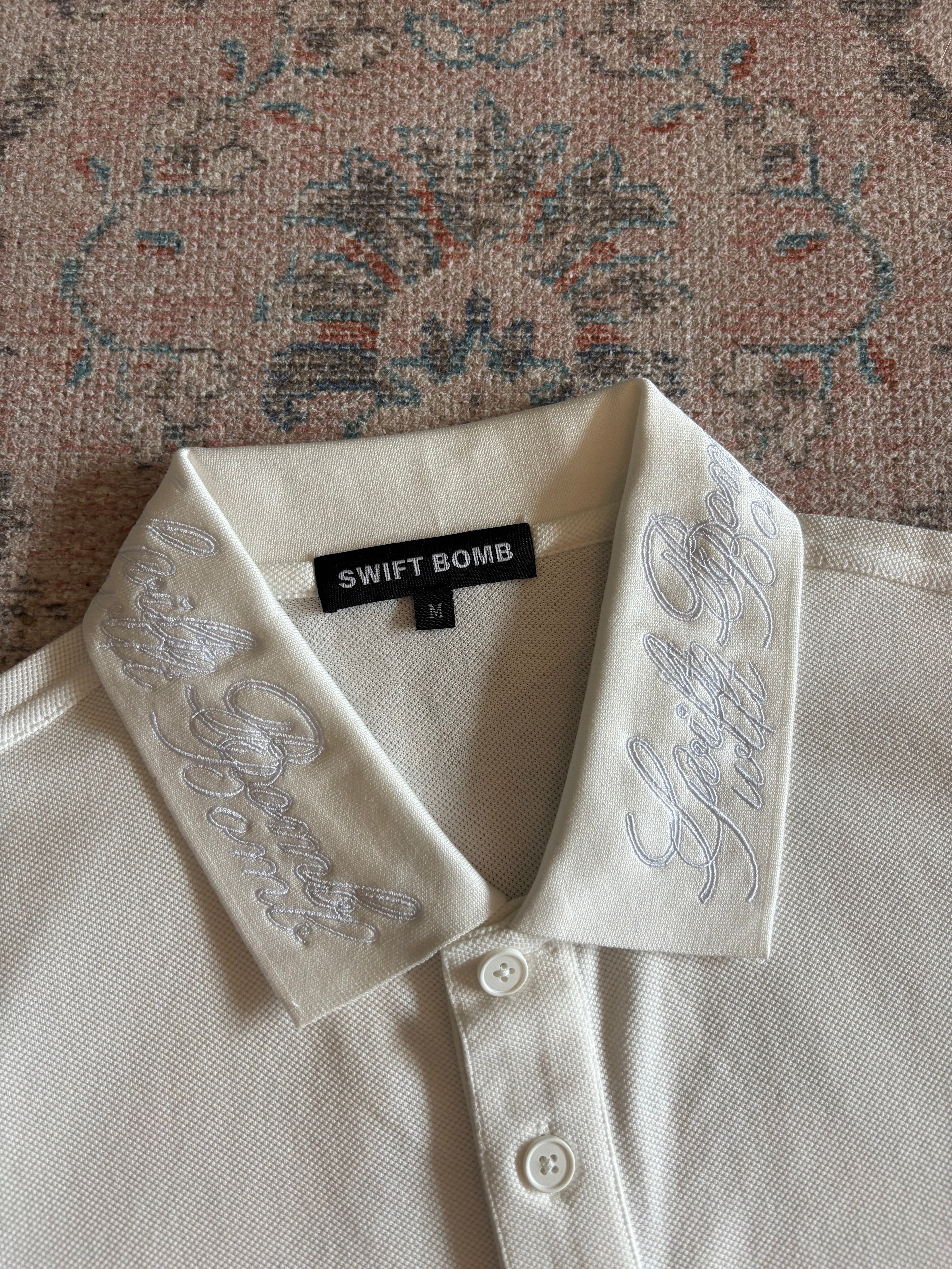 Swift Bomb Script Polo WHITE